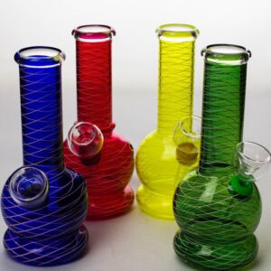 6" glass water bong