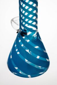06ca950d-509b-4baa-90d5-ef4ee7dbd765 6" conical base glass water bong
