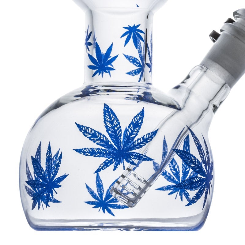 11MarijuanaLeafGlassBongWaterPipesForSaleFreeShipping_3 11" Marijuana Leaf Glass Bong