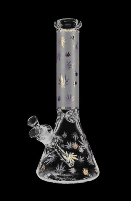 Foil-Weed-Leaf-Print-Water-Pipe_A-2_177bc03d-0a15-426d-b2aa-0968ccd6d039 The "Trees" Foil Canna-Leaf Print Beaker Bong