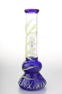 10" Glow-In-The-Dark Beaker Bong