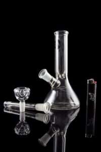 IMG_0104_10665851-83be-41f2-a6cb-32c4fffac095 LA Pipes "Simply Guy" Basic Beaker Water Pipe