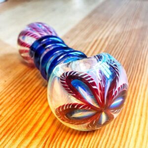 Milli Scheme W/Blue Spiral Glass Orbs Glass Pipe（Random color)