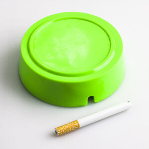 PlasticCigaretteAshtrayPortableAshtraysForSaleFreeShipping_1 Plastic Cigarette Ashtray (Random Color)