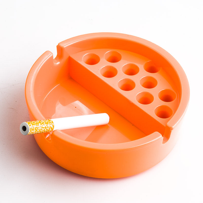 PlasticCigaretteAshtrayPortableAshtraysForSaleFreeShipping_3 Plastic Cigarette Ashtray (Random Color)