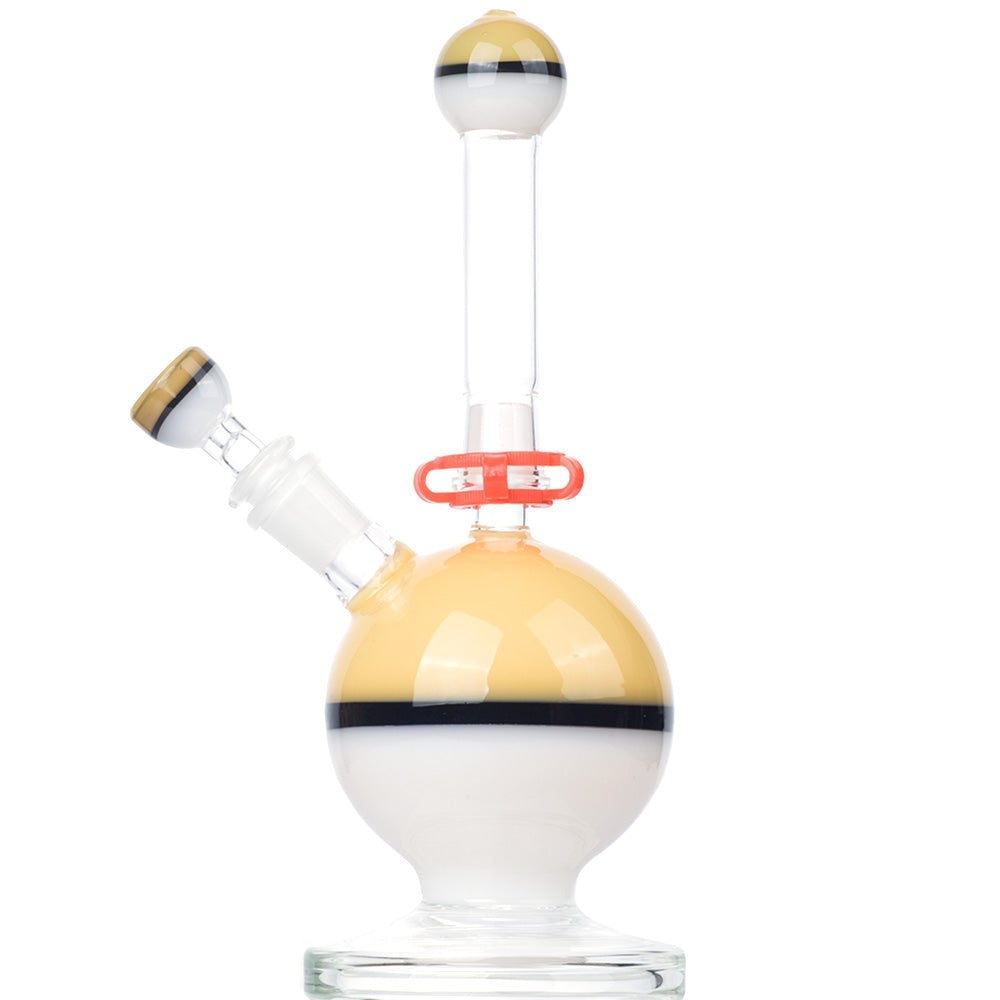 Pokemon_Ball_Glass_Bong_-_Glass_Water_Pipes_For_Sale_-_Puffing_Bird_-_Online_Headshop_3 Pokemon Ball Glass Bong
