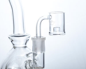 Puffing Bird™ Extra Thick Base 4mm Core Reactor Quartz Banger