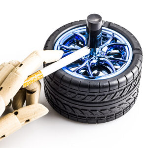 Tire Wheel Spinning Ashtray (Random Color)