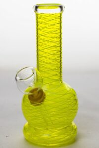 6" glass water bong