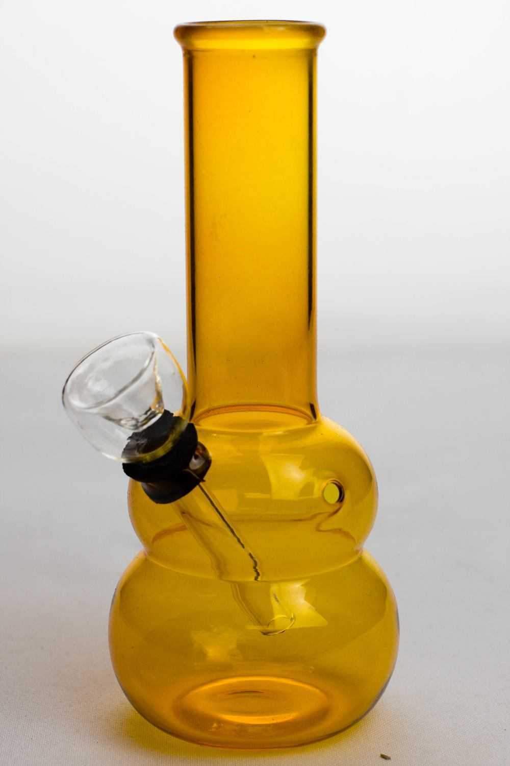e043878b-89d1-489c-841d-9f986e67ecfd 6" yellow glass water bong