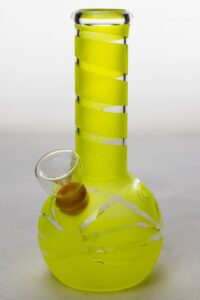 6" glass water bong