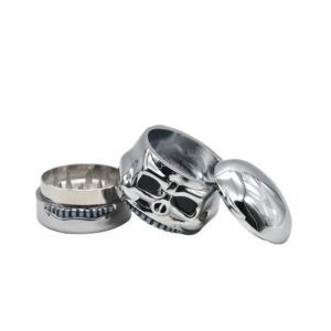 silver-skull-novelty-herb-grinder-3-layer-41mm-puffing-bird_726-947249.jpg Silver Skull Novelty Herb Grinder 3 Layer 41MM